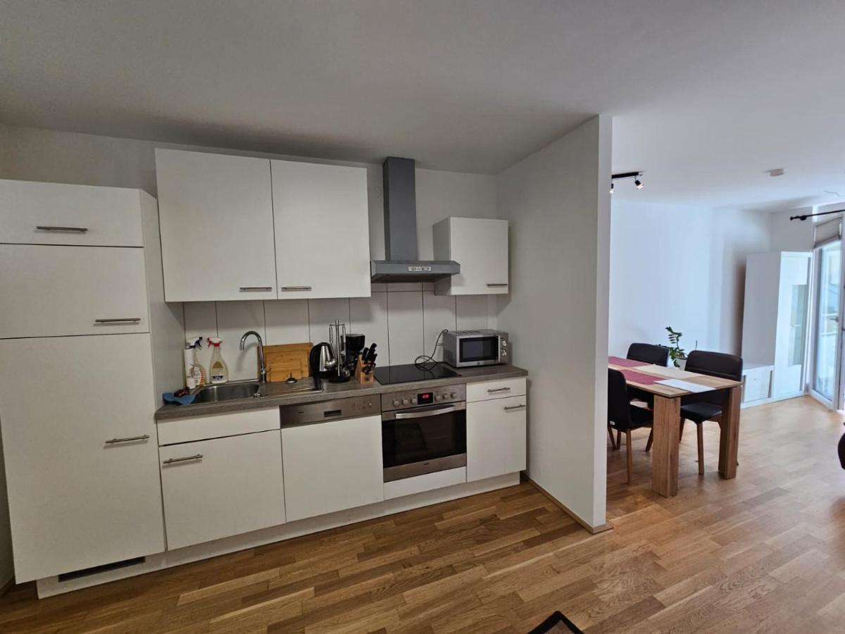 Stylish Apartment In Innsbruck + 1 Parking Spot Exterior foto