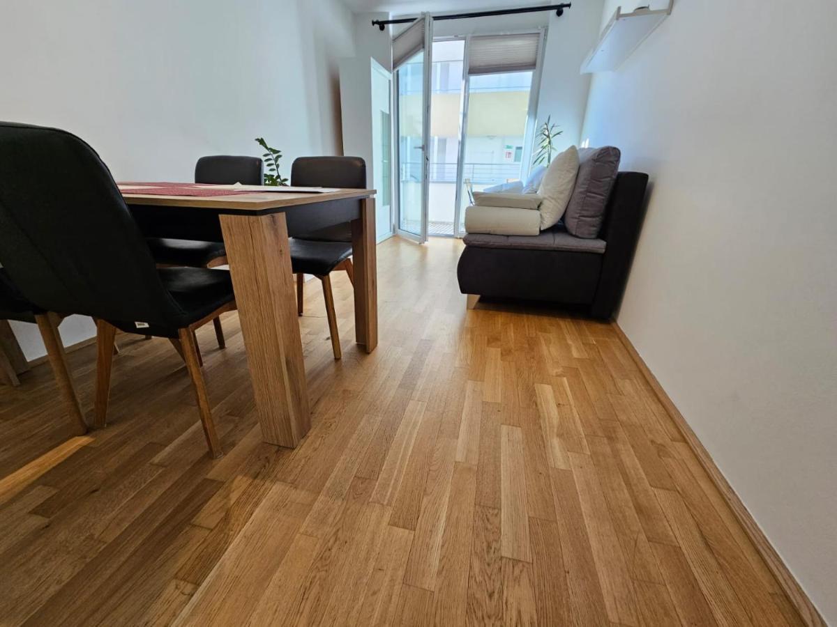 Stylish Apartment In Innsbruck + 1 Parking Spot Exterior foto